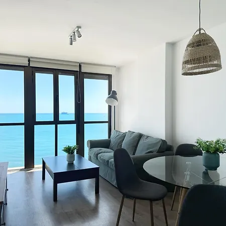 Malagueta Premium Con Terraza Y Vistas Al Mar アパート マラガ