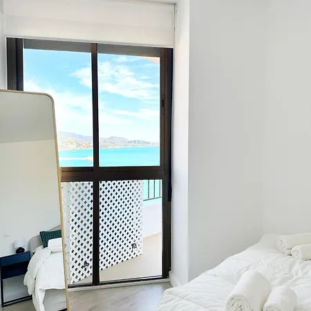 アパート Malagueta Premium Con Terraza Y Vistas Al Mar マラガ
